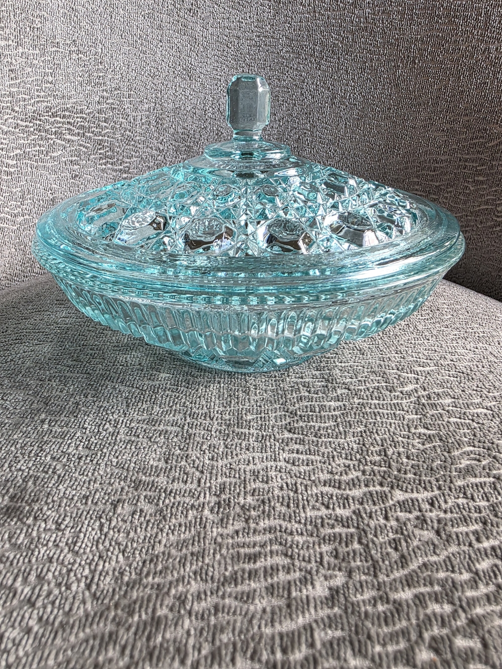 Vintage Windsor Teal Aqua Ice Blue Indiana Glass Button Cane Candy Bowl W/ Lid